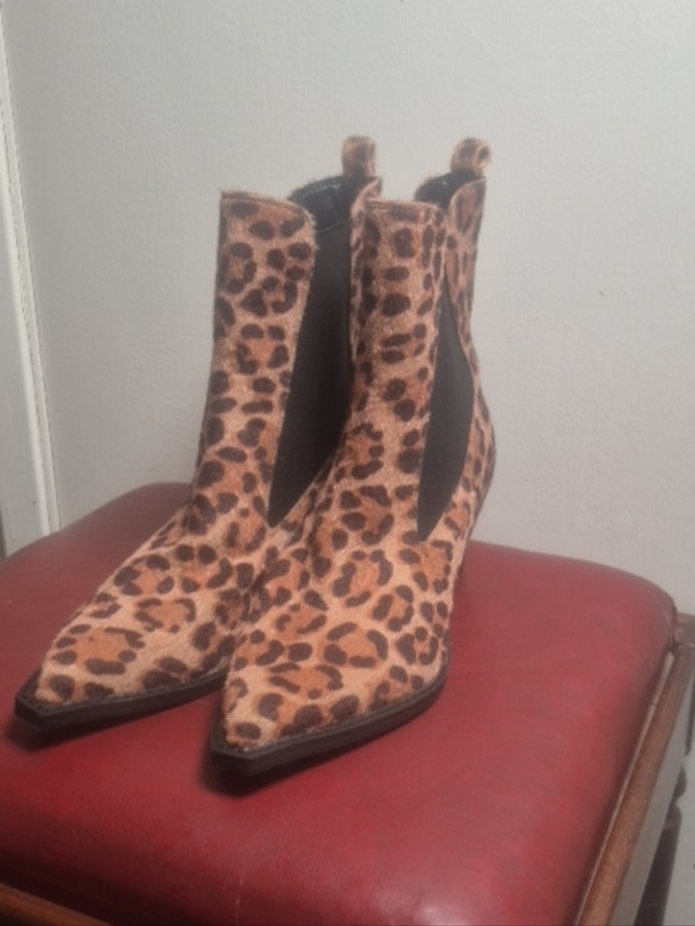 Dolce Vita Leopard Print Pointed Chelsea Booties - Tan & Black - Picture 4 of 4